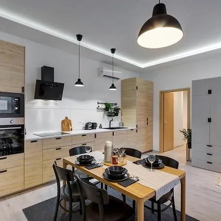 d.Five Rózsa Apartments - Eiffel Apartamento *