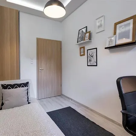 d.Five Rózsa Apartments - Eiffel Apartamento
